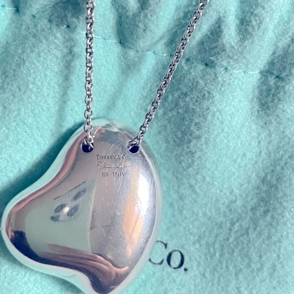 Tiffany & Co. full heart necklace - Picture 2 of 4